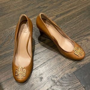 Tory Burch Wedges Size 8.5 M